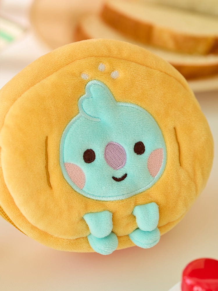 BT21 KOYA BABY PLUSH POUCH BAKERY SHOP : peluche koala KOYA BT21 en pouch jaune, détail visuel boutique pâtisserie