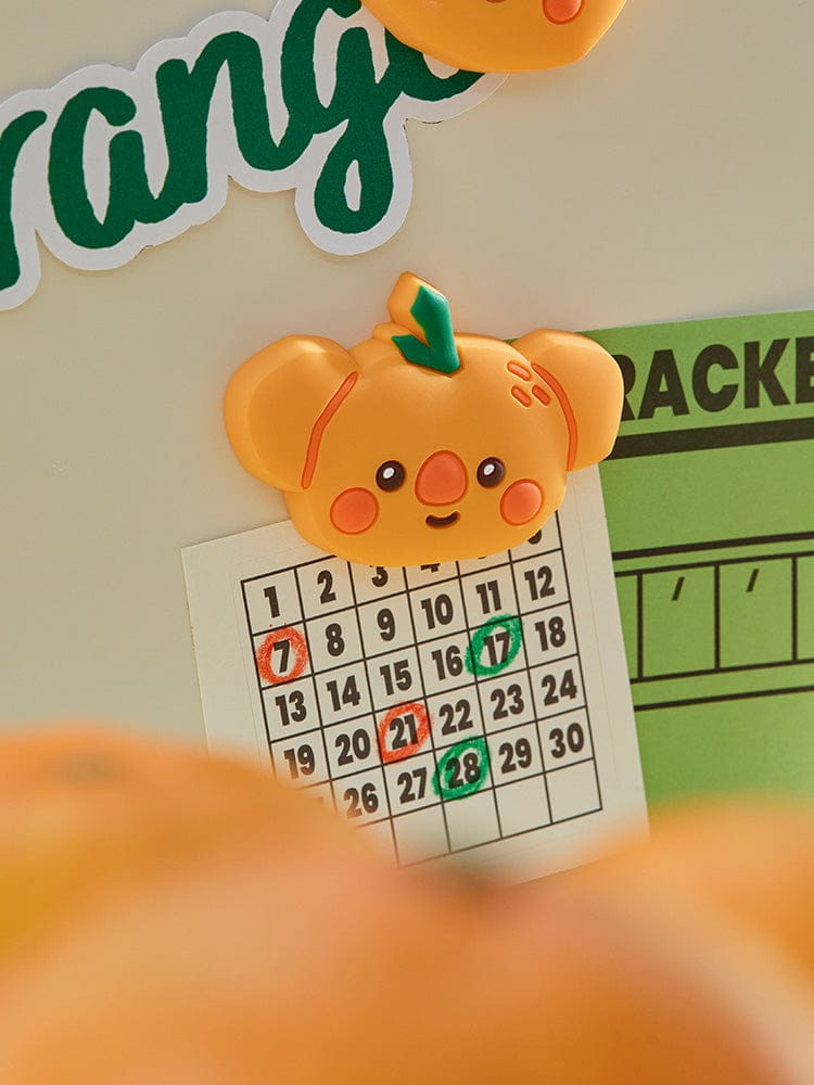 BT21 KOYA BABY SILICONE MAGNET ORANGE PARTY, magnet koala KOYA orange sur calendrier pour papeterie.