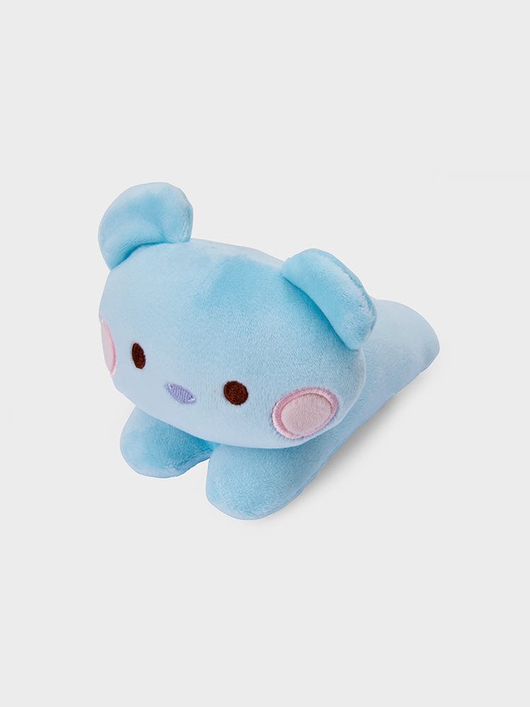 BT21 KOYA minini LYING DOLL, peluche officielle KOYA koala RM BTS, allongée bleue sur fond clair