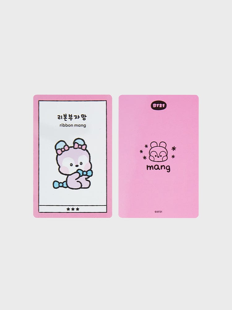 BT21 MANG mini minini DOLL RIBBON EDITION, peluche poney masqué J-Hope, dans coffret rose, illustrée, décor chambre