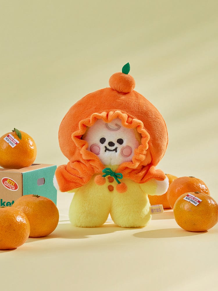 BT21 ORANGE PARTY COSTUME CLOSET - HOODIE CAPE : peluche orange à capuche, décorée pour fête, sur fond clair