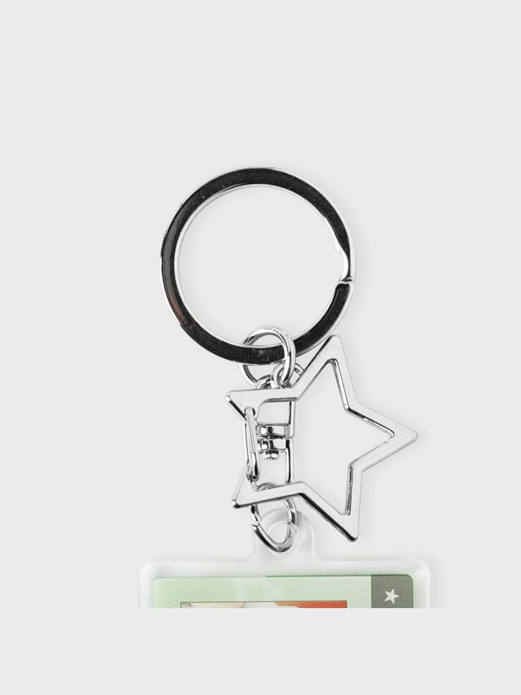 BT21 RJ ID CARD ACRYLIC KEYRING SILVER EDITION : porte-clés acrylique argenté RJ, anneau et attache, fond clair.