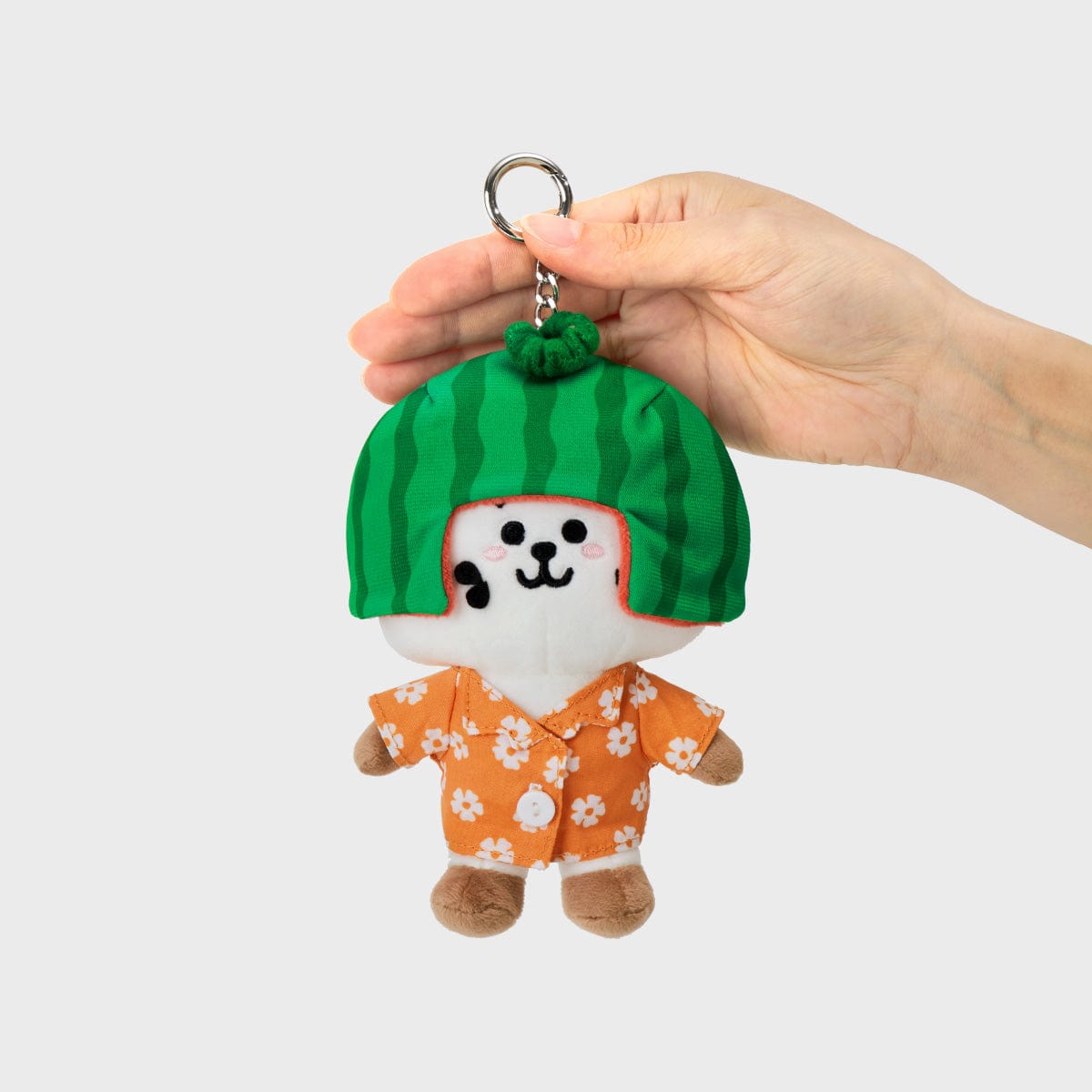 BT21 RJ SUMMER LANE BODY BAG CHARM, porte-clés officiel LINE FRIENDS : peluche RJ en tenue d’été, main tenant le charm