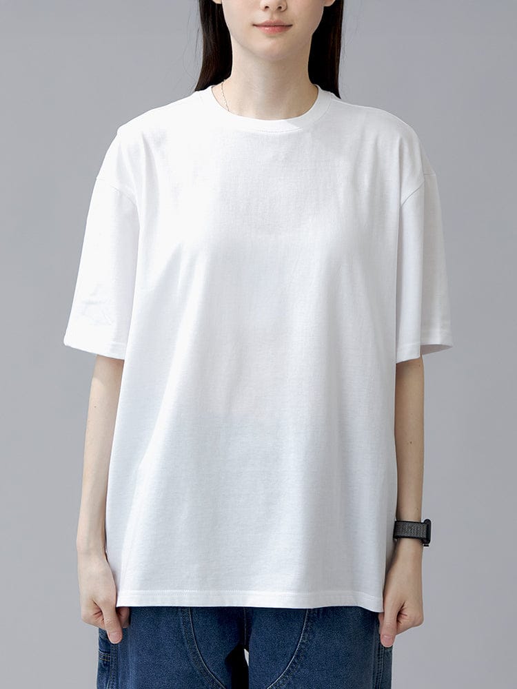 BT21 SHORT SLEEVE T-SHIRTS SEOUL EDITION ver.1 (WHITE) : t-shirt blanc officiel LINE FRIENDS, porté, style K-pop