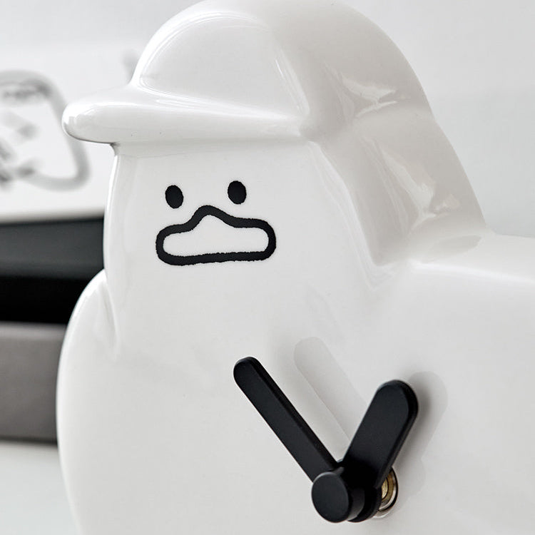 BT21  Sebong Rama + B-Mix Buri Ceramic Watch : montre céramique blanche avec design personnage, fond clair.