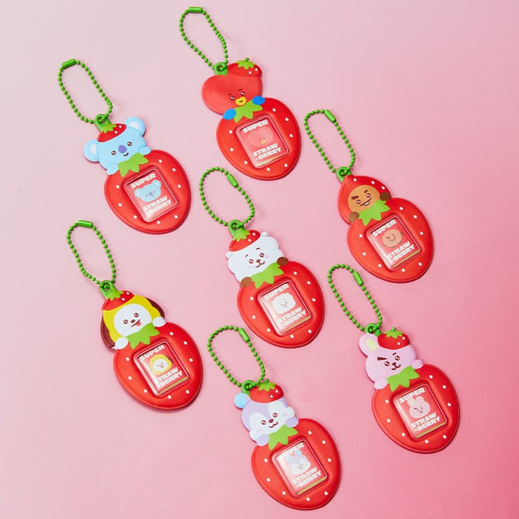 BT21  Strawberry Party Mini Photo Holder Keychain : porte-photo mini décoré fraise, personnages BT21 sur fond rose.