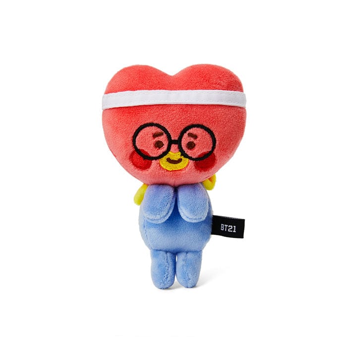 BT21 TATA BABY STUDY WITH ME MONITOR DOLL : peluche officielle TATA V de BTS, cœur rouge et tenue bleue sur fond blanc.