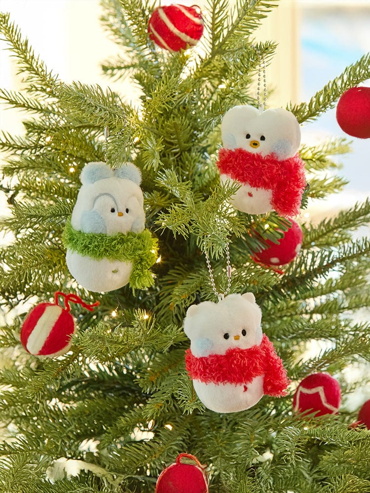 BT21 mini minini RANDOM SNOWMAN PLUSH KEYRING PETITE HOLIDAY, porte-clés LINE FRIENDS BTS sur sapin de Noël décoré