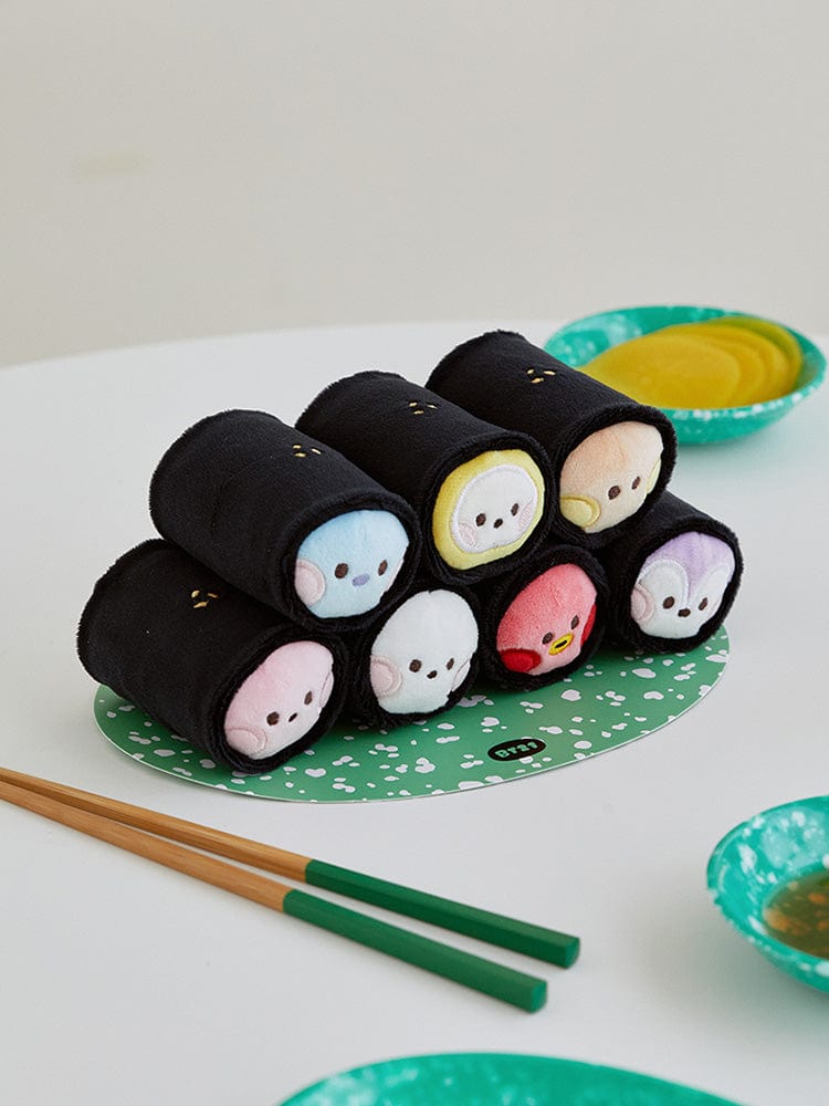 BT21 minini GIMBAP PLUSH SET BUNSIK, peluches BUNSIK sur plateau vert, décor chambre, style mignon BT21/LINE FRIENDS