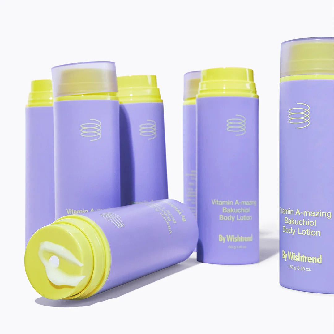 BY WISHTREND Vitamin A-mazing Bakuchiol Body Lotion 150g, packshots de la marque sur fond clair, bouteilles violettes.
