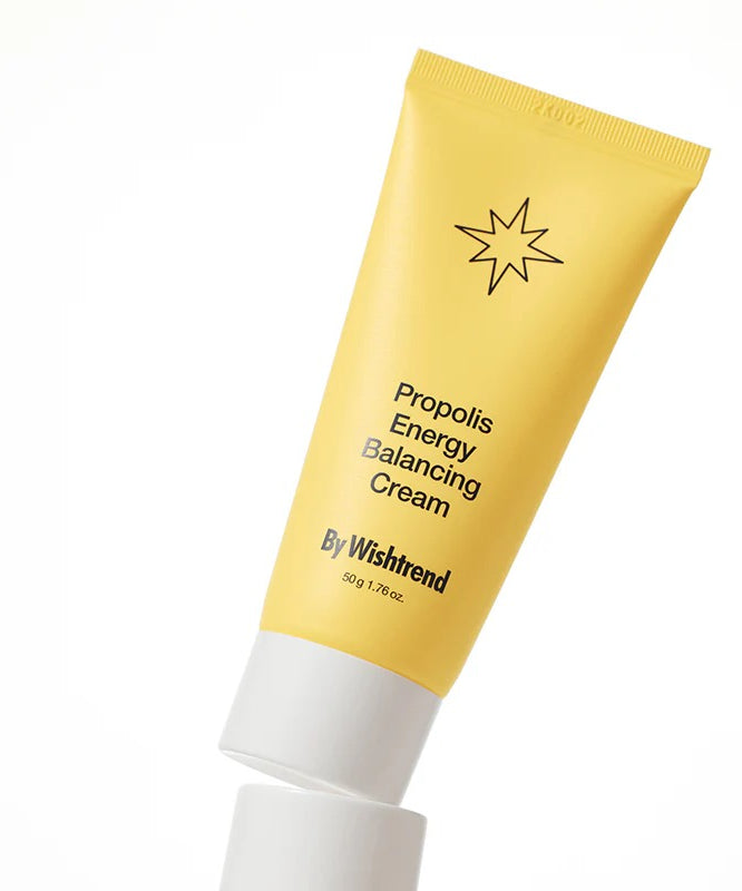 Tube du BY WISHTREND Propolis Energy Balancing Cream 50g en arrière-plan blanc, crème équilibrante pour la peau.