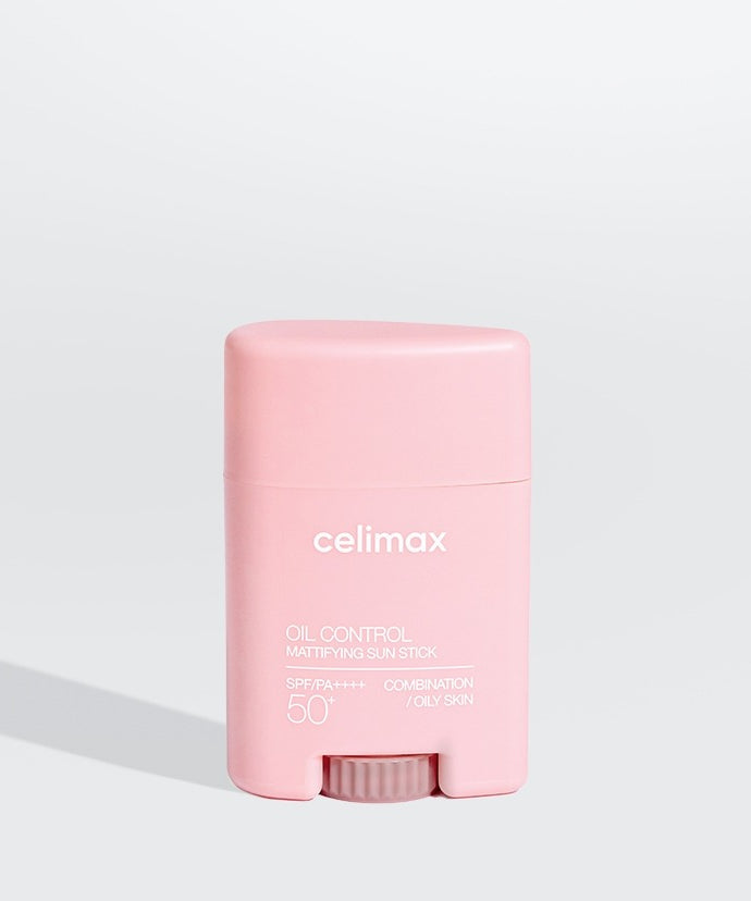CELIMAX Oil Control Sun Stickk 19g en bâton, protection solaire matifiante pour peau grasse, 50 SPF, emballage rose.