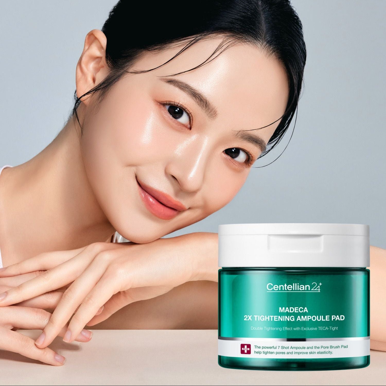 CENTELLIAN 24 Madeca Double Tightening Ampoule Pads (60 sheets) de Centellian 24, visage féminin et pot de sérum