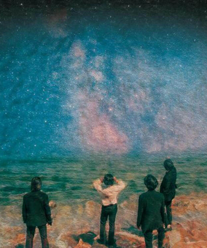 CHA SAE DAE - Album Kpop, visuel cosmique avec silhouettes sous nébuleuse; hommage à CHA SAE DAE dans un décor bleu/astral.