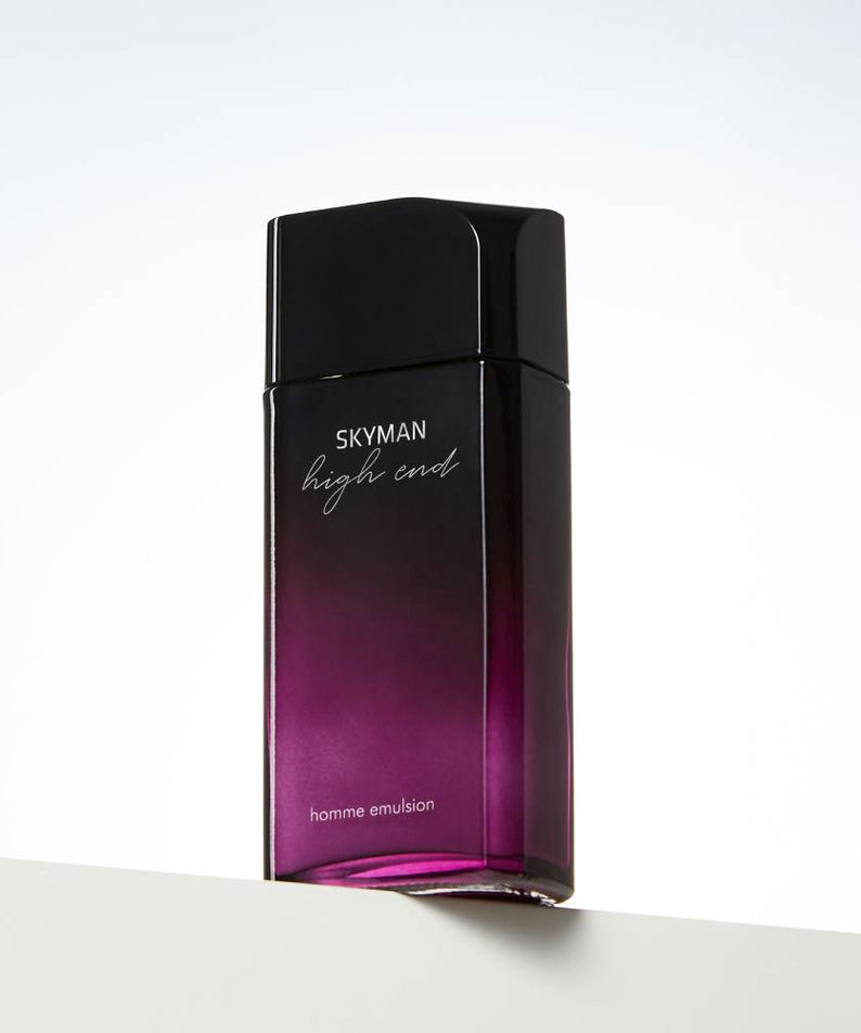 CHARMZONE  Skyman High-End Homme Emulsion 130ml, flacon noir et violet sur fond blanc, vue produit.