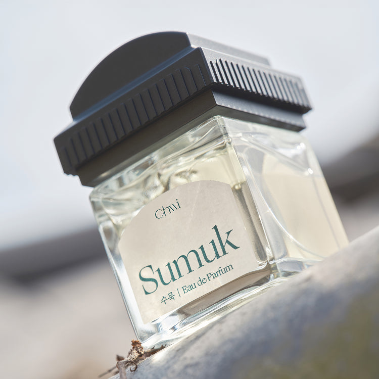 CHWI (CHI) Sumuk Parfume 50ml de CHWI, flacon photo sur fond clair, style eau de parfum.