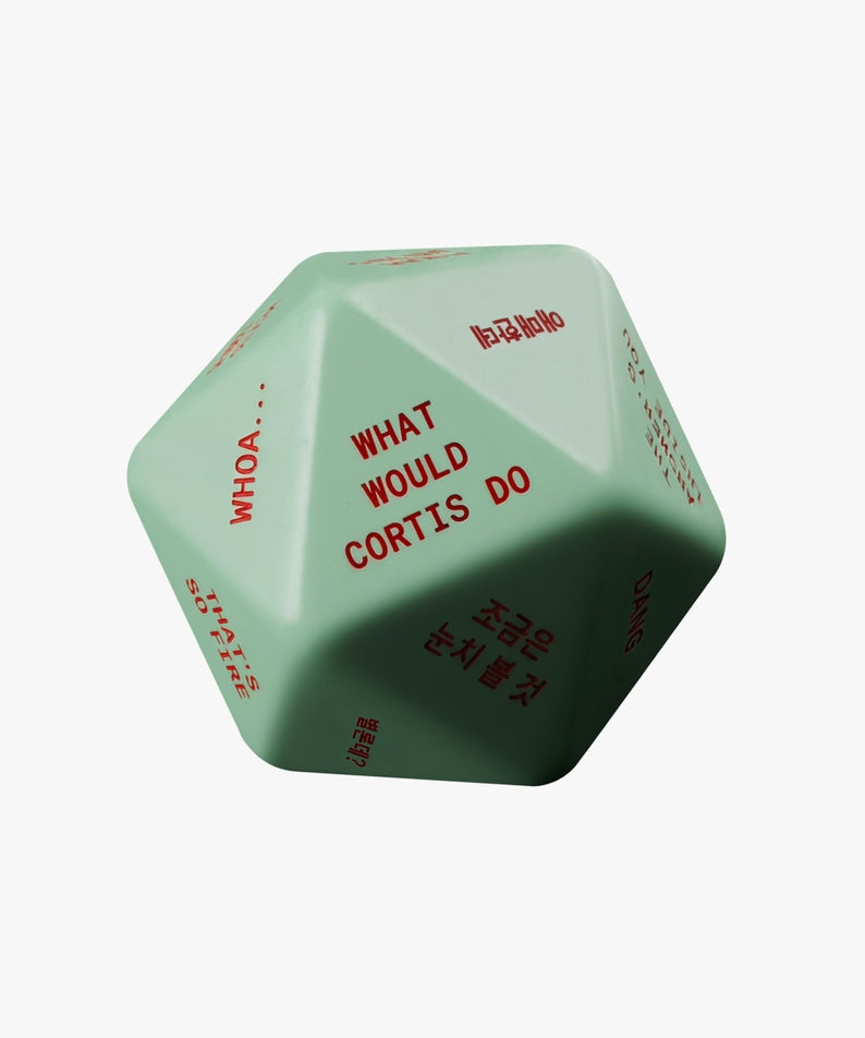 CORTIS - The 2nd EP [GREENGREEN] (Dice ver.) - Album Kpop, boîte dé en vert, texte “WHAT WOULD YOU DO”.