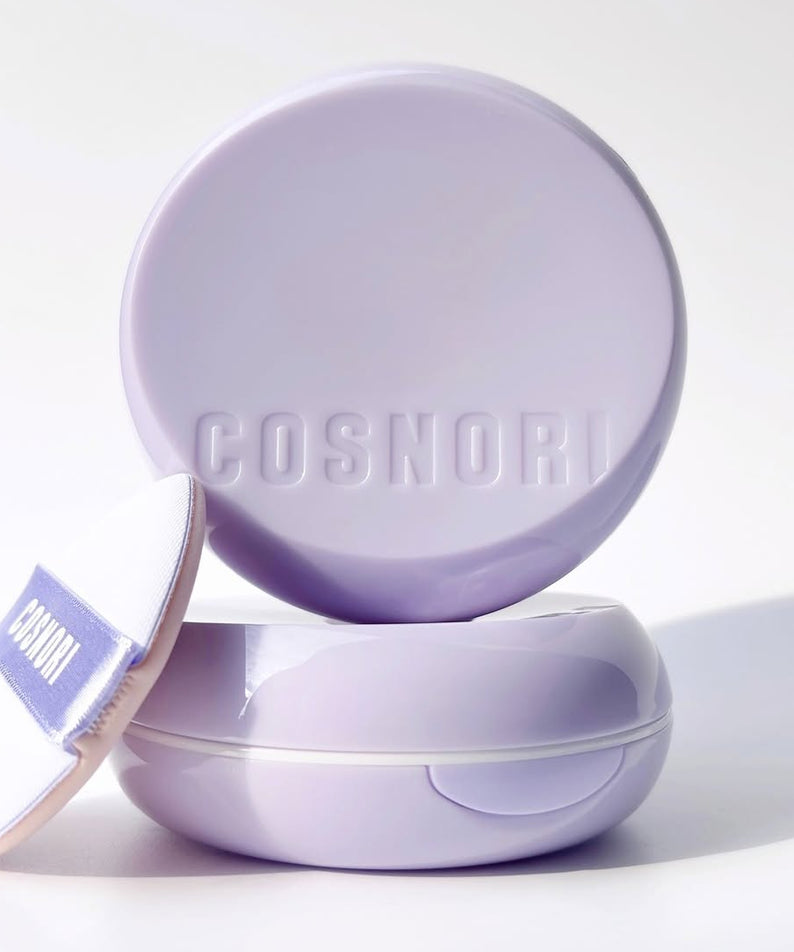 Coffret COSNORI Panthenol Barrier Cushion SPF50+PA++++ de couleur lavande avec applicateur.