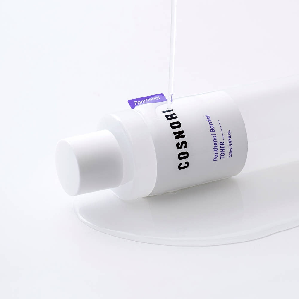 COSNORI Panthenol Barrier Toner 205ml de COSNORI, flacon blanc sur fond clair, gros plan visuel du produit