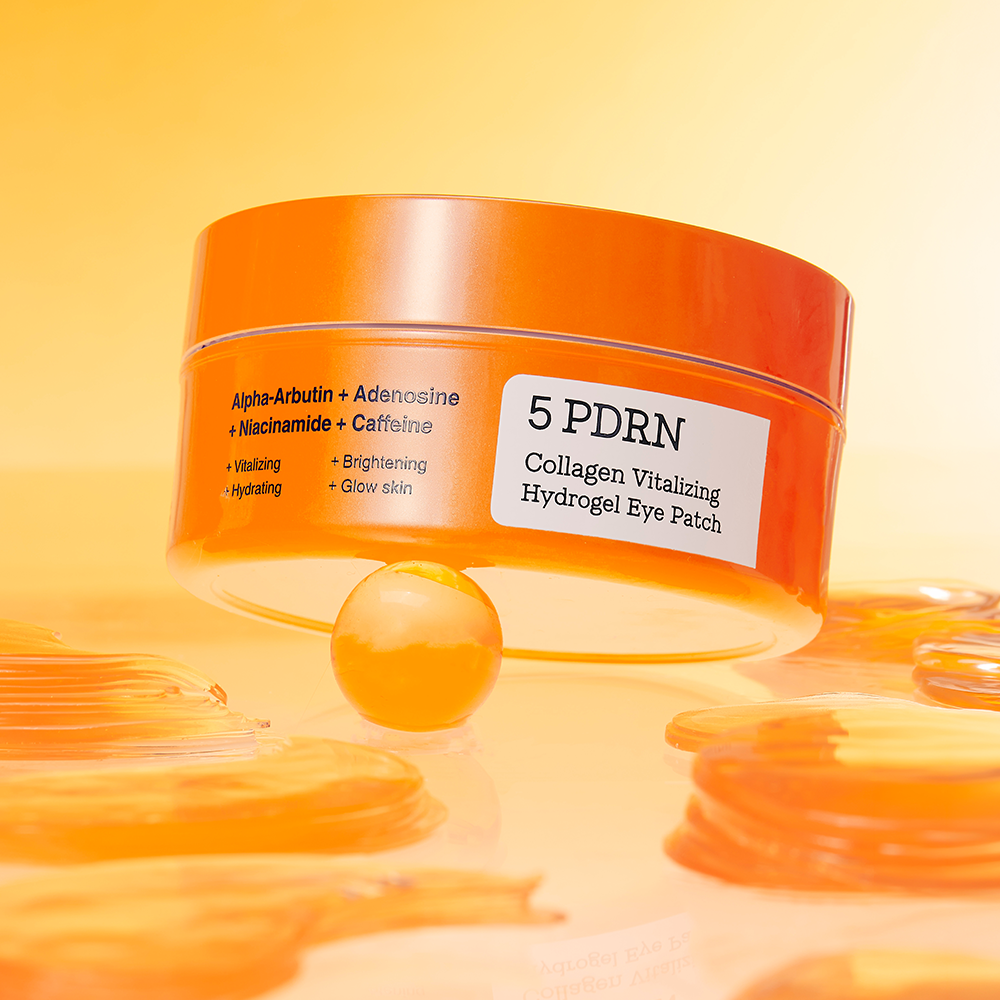 COSRX PDRN Collagen Vitalizing Hydrogel Eye Patches 60 patchs de la marque COSRX, pot orange sur fond jaune.
