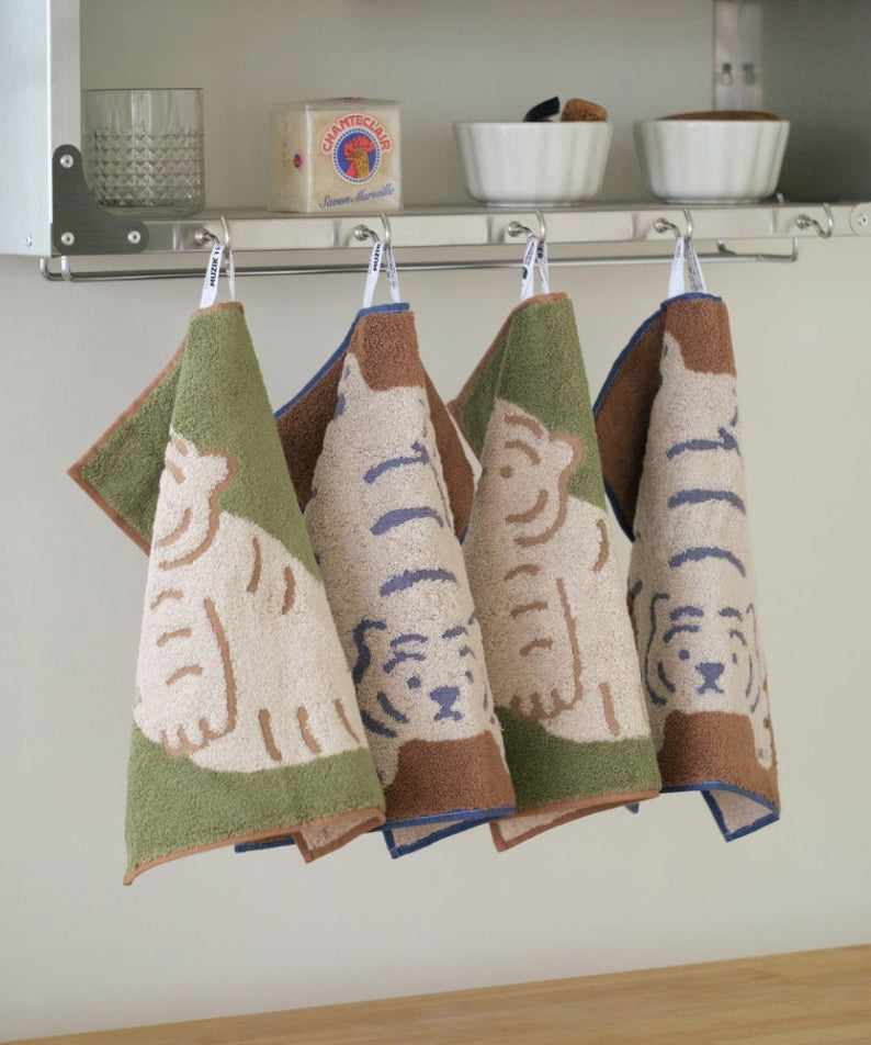 Muzik Tiger I Love Home Hand Towel Gift Set