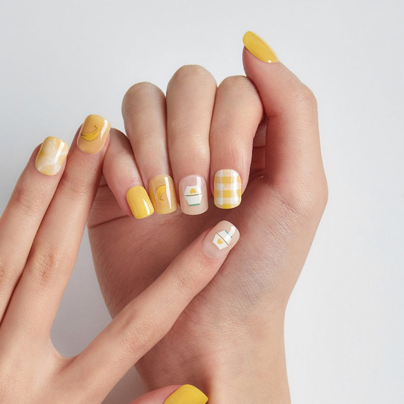 DASHING DIVA MAGIC PRESS Favorite Banana - Short Square disponible sur Ma petite Coree, ton Eshop 100% K-beauty en direct de Seoul