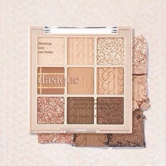 DASIQUE Shadow Palette 8g (#01 - #39) : palette maquillage de 9 teintes nude sur fond clair, marque DASIQUE