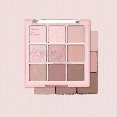 DASIQUE Shadow Palette 8g (#01 - #39), marque DASIQUE : palette de fards à paupières roses et bruns sur fond clair