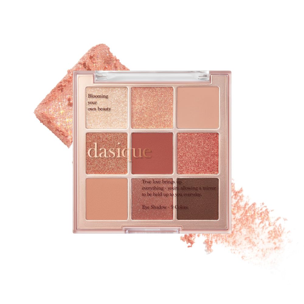 DASIQUE Shadow Palette 8g (#01 - #39) de la marque DASIQUE, palette maquillage nude et rosée sur fond blanc.