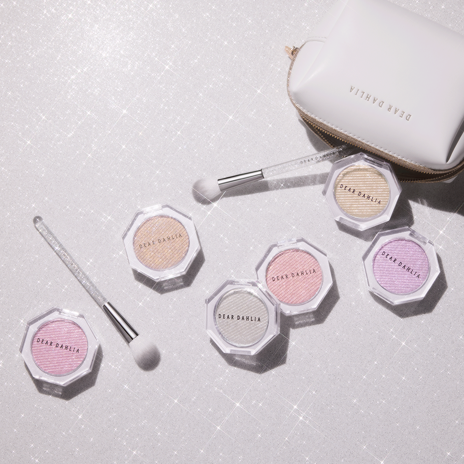 DEAR DAHLIA Glitz Glow Highlighter disponible sur Ma petite Coree, ton Eshop 100% K-beauty en direct de Seoul