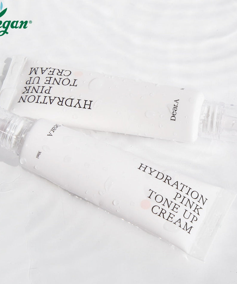 DEAR.A Hydration Pink Tone-Up Cream 30ml, tube rose de la marque DEAR.A sur fond blanc, produit en gros plan.