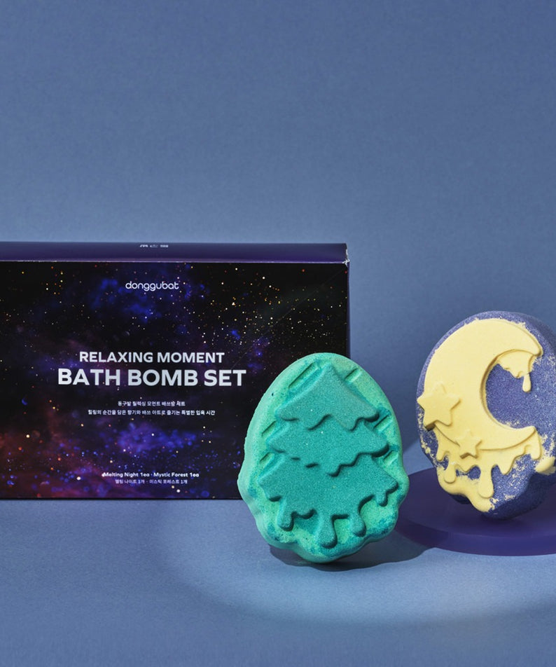 Ensemble de bain DONGGUBAT Feild Relaxing Moment Bath Bomb Bath Set avec bombes de bain bleues et vertes.