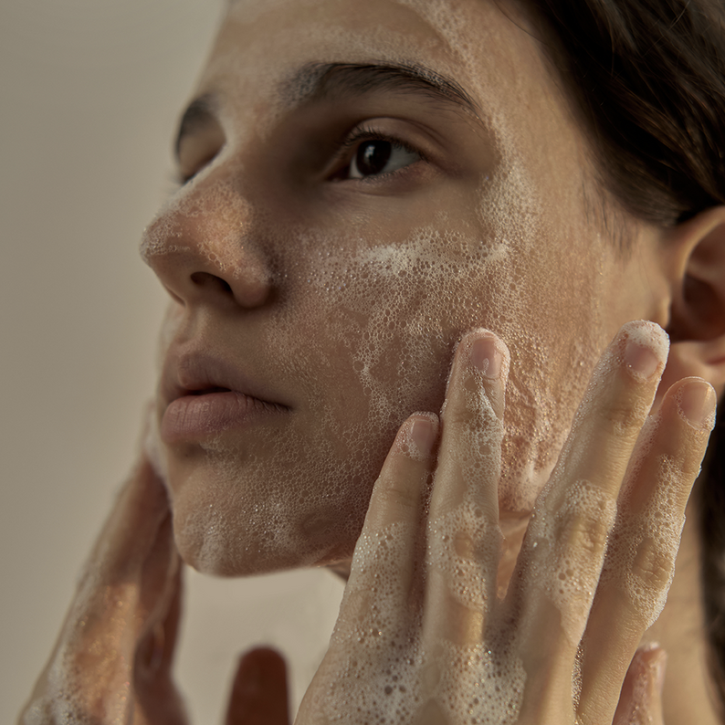 DONGGUBAT Field Dream Soap Basil