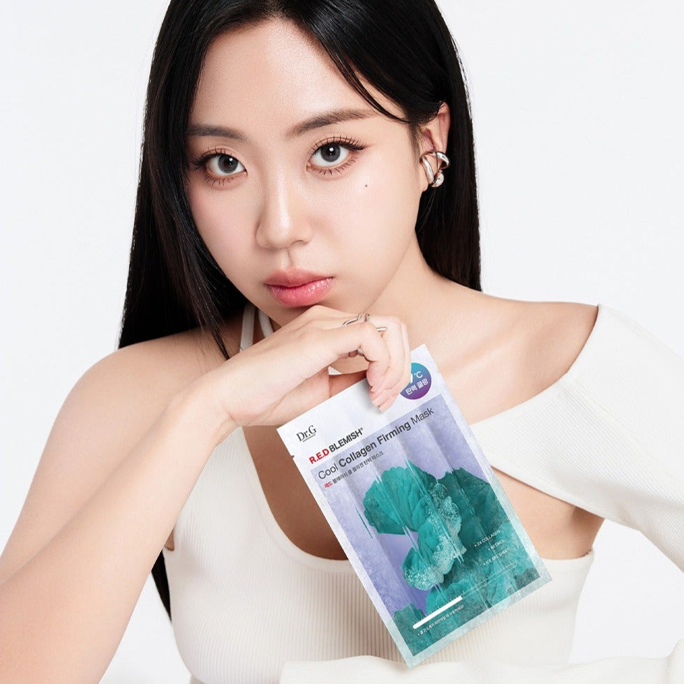 Dr.G Red Blemish Cool Collagen Elasticity Mask 10 Sheets : pack de masque visage Dr.G sur fond clair, modèle beauté