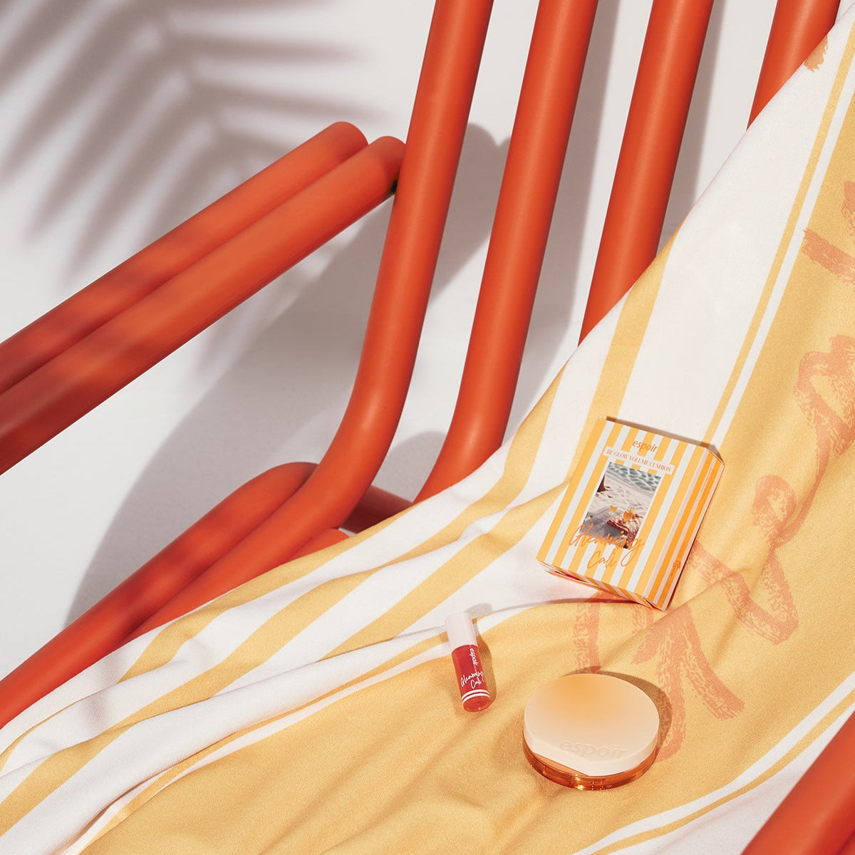 ESPOIR BE GLOW VOLUME CUSHION SPF42 PA+++ [Gleaming CALI Edition]