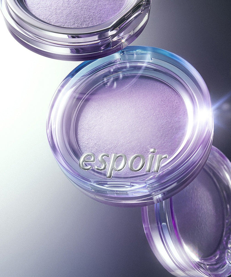 ESPOIR Strobing Highlighter [Galaxy Beam Collection], illuminateur violet éclatant, maquillage vibrant pour un effet lumineux galactique.