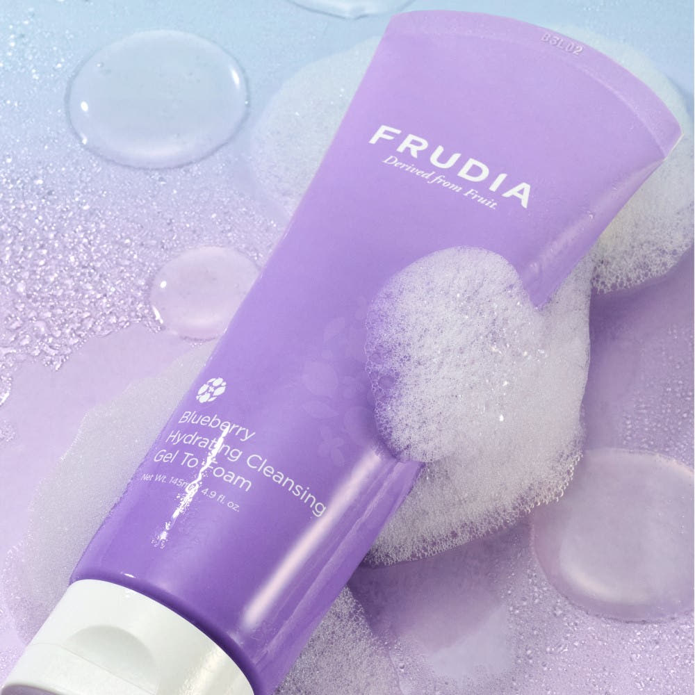 FRUDIA Blueberry Hydrating Cleansing Gel To Foam 145g