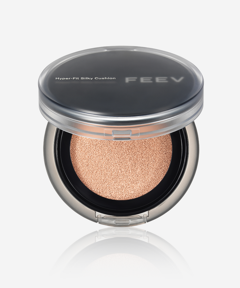 FEEV Hyper-Fit Silky Cushion, produit de beauté innovant, offrant un fini lisse et soyeux pour un teint parfait chaque jour.