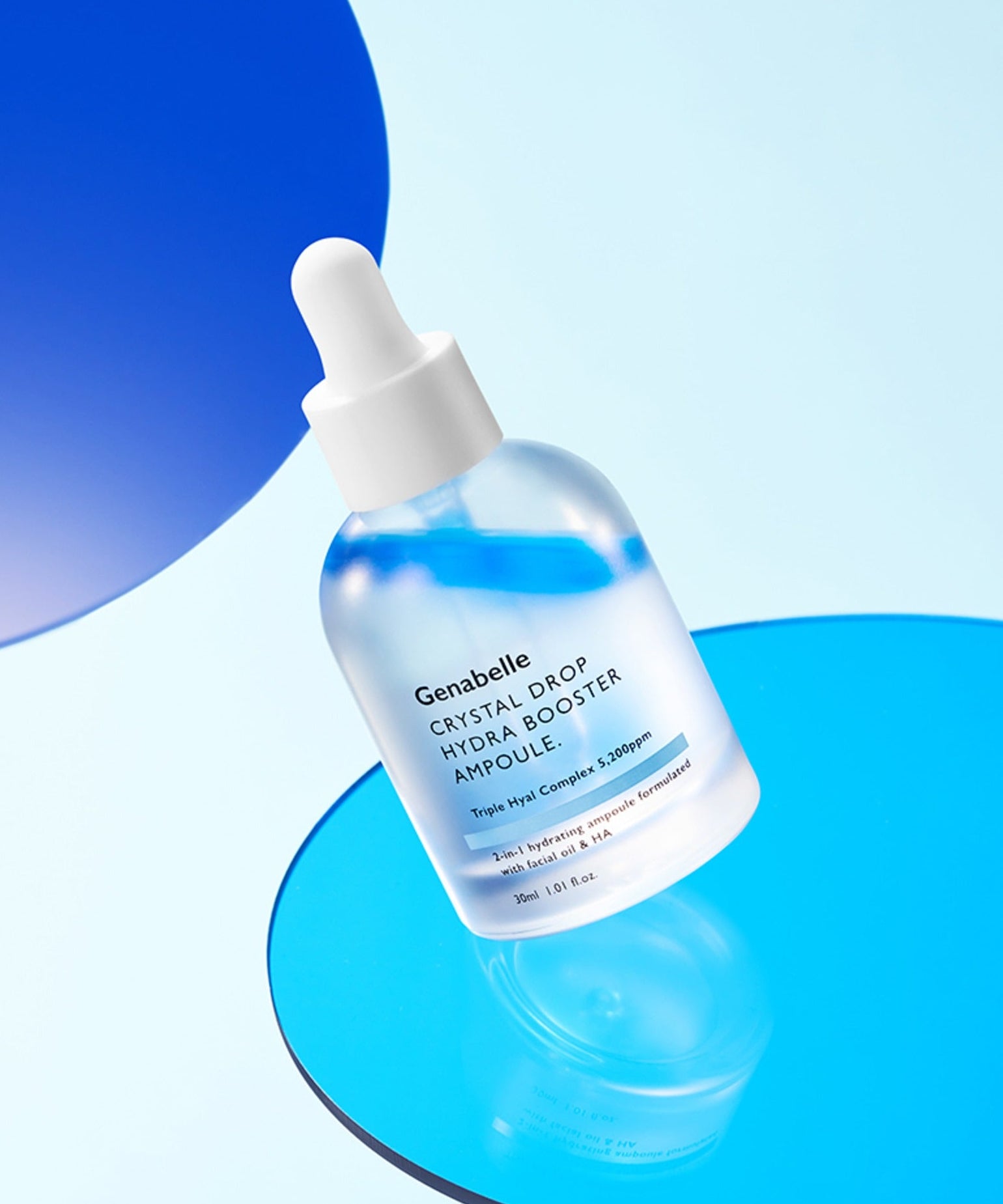 GENABELLE Crystal Drop Hydra Booster Ampoule 30ml de GENABELLE, flacon blanc sur fond bleu abstrait, gouttes hydratantes