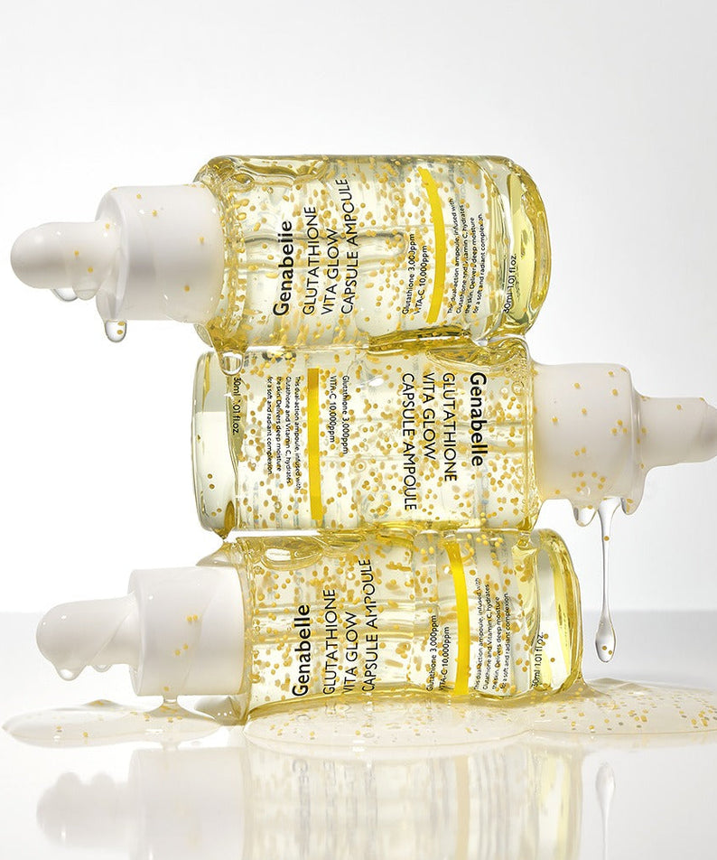GENABELLE Glutathione Vita Glow Capsule Ampoule 30ml de Genabelle, packshots en ampoule dorée sur fond blanc
