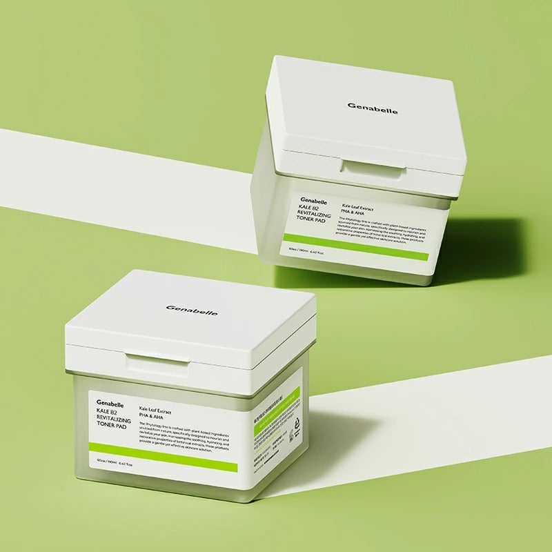 GENABELLE Kale 82 Revitalizing Toner Pad 60ea de Genabelle, boîtes blanches sur fond vert pastel