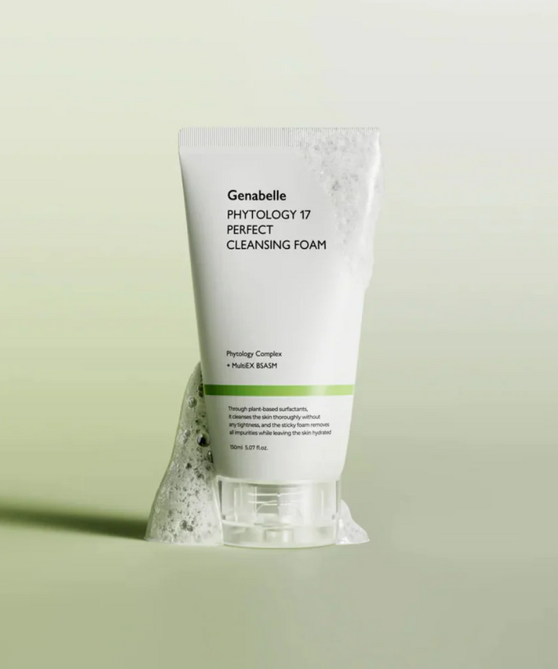Crème nettoyante GENABELLE Phytology 17 Perfect Cleansing Foam 150ml, mousse délicate sur un fond vert, produit de soin du visage.