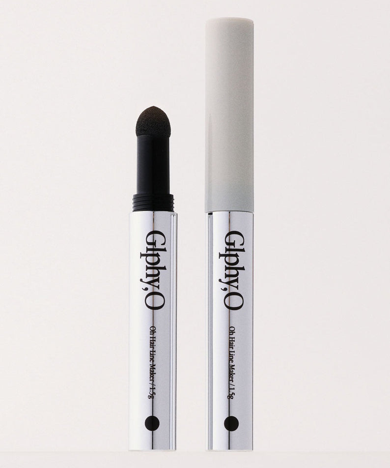 Décris l'image en français : GLPHYO Hairline Maker 1.5g de la marque GLPHYO, applicateur en gros plan sur fond clair.