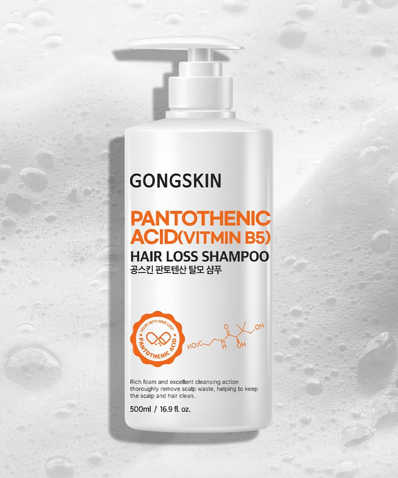 GONGSKIN Pantothenic Acid Hair Loss Shampoo 500ml, flacon blanc avec pompe sur fond éclaboussures d’eau, produit anti-chute