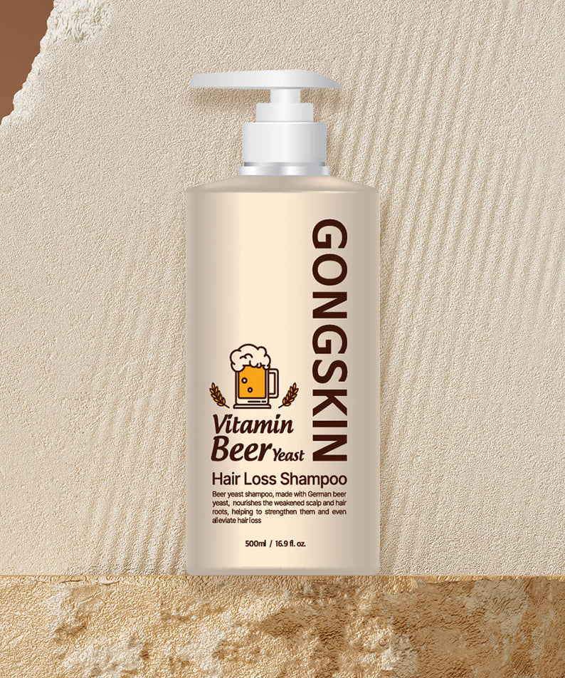 GONGSKIN Vitamin Beer Yeast Hair Loss Shampoo 500ml, bouteille sur fond beige, marque visible, salle de bain.