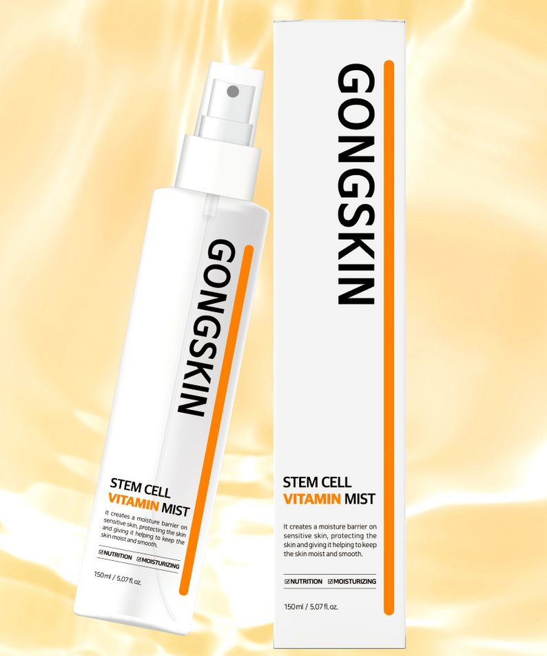 Spray hydratant estival GONGSKIN Stem Cell Vitamin Summer Mist 150ml en arrière-plan doré, apportant fraîcheur et nutrition.