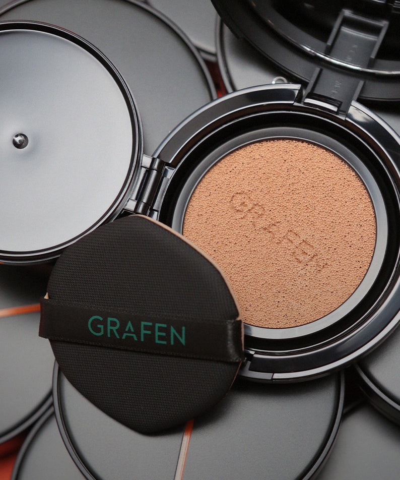 GRAFEN  Handsome Cover Cushion 14g, coussin et recharge maquillage dans un coffret noir, texture compacte visible