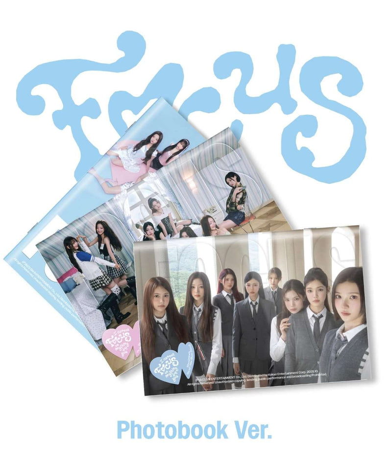HEARTS2HEARTS - 1st Album [FOCUS] (Photobook Ver.) (Random 1 of 3) : photobook Kpop avec visuels du groupe, bleu