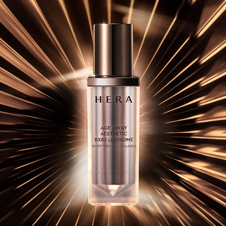 HERA  Age Away Aesthetic BX83 Liposome 40ml, flacon HERA sur fond élégant avec effet lumineux, contexte premium.