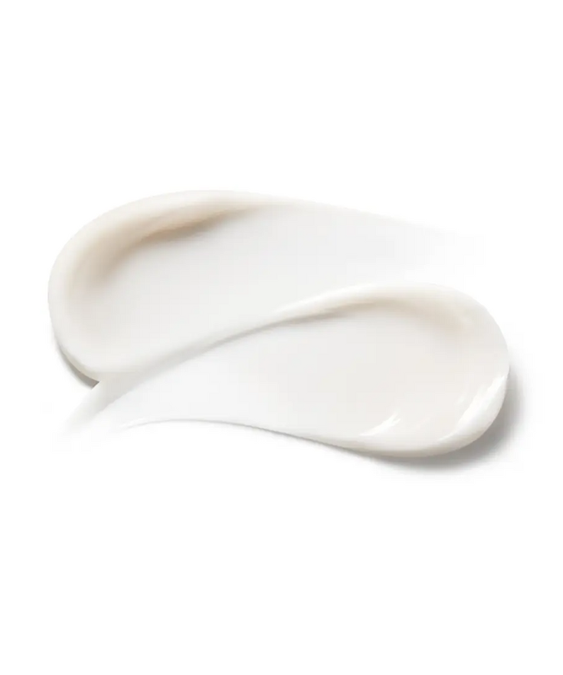 Texture légère et hydratante de la HERA Rejuvanate Ampoule Cream 50ml pour un soin de peau optimal.